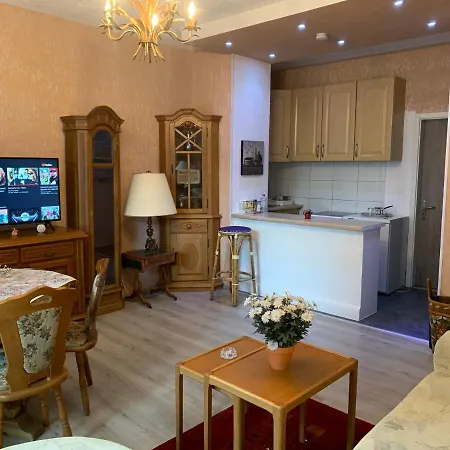 Am Floez גלזנקירכן