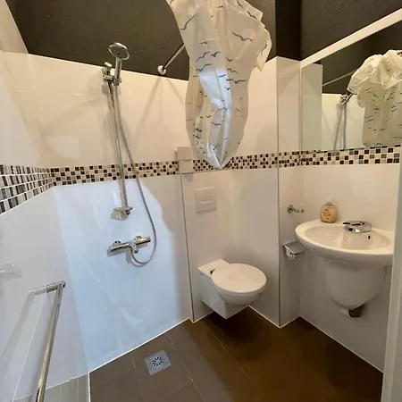 Am Floez Gæstehus 2*