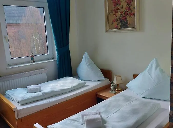 Am Floez ゲストハウス 2*